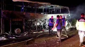 Denizli-Aydın Otoyolu'nda Feci Kaza: 7 Kişi Hayatını Kaybetti, 30 Yaralı