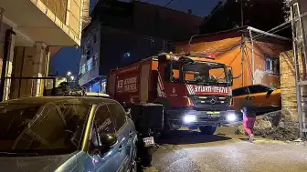 Eyüpsultan'da Bodrum Katında Yangın: 4 Ağır Yaralı