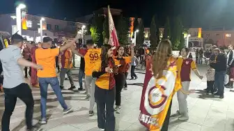 Galatasaray'ın Şampiyonluğu Selendi'de Coşkuyla Kutlandı
