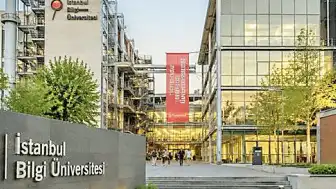 İstanbul Bilgi Üniversitesi Cumhurbaşkanlığı Kararıyla Kapatıldı