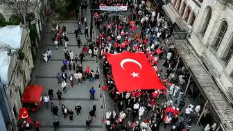 İstanbul'da Fetih Kutlamaları: Mehter Konserleri ve Yürüyüşlerle 573. Yıl Dönümü Coşkusu