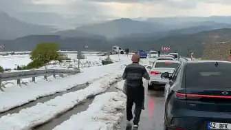 Karaman'da Aniden Başlayan Dolu Yağışı Hayatı Olumsuz Etkiledi