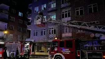 Kayseri'de 4 Katlı Binanın Bodrumunda Yangın Söndürüldü