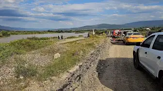 Kelkit Çayı'na Düşen Araçtan Kaybolan 2 Kişi İçin Arama Başlatıldı