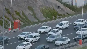 Kurban Bayramı Tatili Sonrası Dönüş Trafiğinde Yoğunluk Devam Ediyor