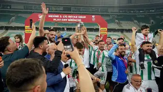 Muğlaspor, penaltılarla 1. Lig'e yükseldi