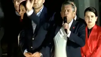 Özgür Özel: 'Bu binadayım, hiçbir yere gitmiyorum'