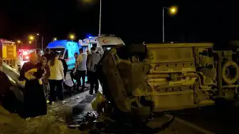 Batman'da Hafif Ticari Araç Takla Attı: 6 Yaralı