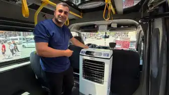 Diyarbakır'da Minibüs Şoförü Zahir Yıkmaz'dan Sıcaklara Karşı Yenilikçi Çözüm: Sulu Klima