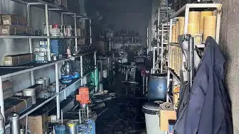 Diyarbakır'da Tamirci Dükkanında Yangın: İş Yeri Kullanılamaz Hale Geldi