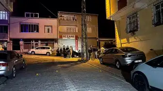 Esenyurt'ta İki Grup Arasında Silahlı Çatışma Çıktı