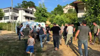 Sakarya Akyazı'da ıhlamur toplarken ağaçtan düşen yaşlı adam hayatını kaybetti
