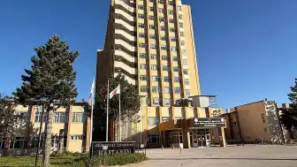 Sivas'ta Baltalı Saldırı: 3 Yaralı