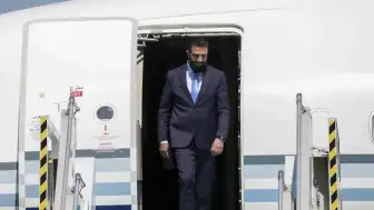 Ankara'ya Ziyaret: Suriye Cumhurbaşkanı Ahmed Şara Esenboğa Havalimanı'na İndi