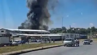 Arnavutköy Bolluca'da Fabrika Yangını