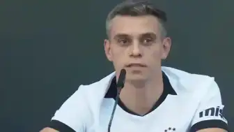 Beşiktaş Başkanı Serdal Adalı: "Trossard çok daha farklı sözleşmeler yapabilecekken bizim hedeflerimizi, vizyonumuzu tercih etti"