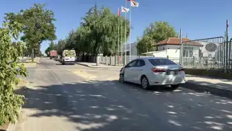 Eskişehir'de İşçi Servisi ile Otomobil Çarpıştı: 11 Yaralı