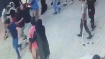 Eskişehir'de Kavga: 2 Polis ve 7 Kişi Yaralandı, Güvenlik Kamerası Görüntüleri Ortaya Çıktı