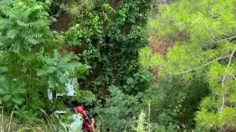 Hatay Dörtyol'da otomobil uçurumdan yuvarlandı: 1 yaralı
