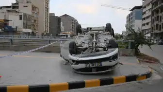 Hatay'da Trafik Kazası: 2 Kişi Hayatını Kaybetti, 3 Kişi Yaralandı