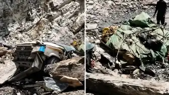 Hindistan'da Muson Yağışları Faciası: Dev Kayalar Taksiyi Ezdi, 13 Kişi Öldü