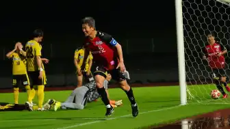 Japon Futbolcu Kazuyoşi Miura İmparator Kupası'nda Gol Attı