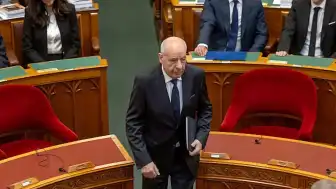 Macaristan'da Anayasa Değişikliği Kabul Edildi: Cumhurbaşkanı Görevden Alınabilir