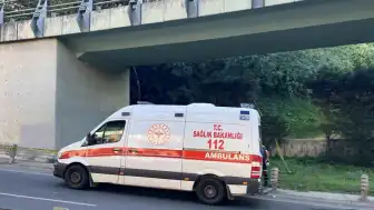 Şişli'de Yol Kenarında Erkek Cesedi Bulundu
