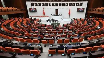 TBMM'de Öğrenci Affı ve Akademisyen Düzenlemelerini İçeren Kanun Teklifinin 13 Maddesi Kabul Edildi
