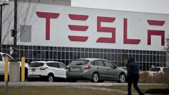 Texas'ta Tesla Kazası: Otonom Sürüş Sistemi ve Sürücü Müdahalesi İnceleniyor