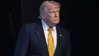 Trump'tan İran'a Sert Tepki: "Çok Sert Bir Şekilde Vuracağız"