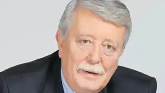 Ünlü Gazeteci ve Televizyoncu Aziz Üstel Hayatını Kaybetti