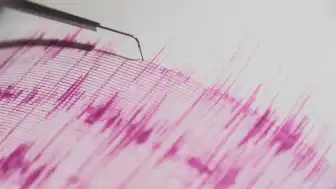 Endonezya'da 5,7 Büyüklüğünde Deprem Meydana Geldi