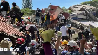 Kolombiya'da Deprem Faciası: Kardeşinin Enkaz Altında Kalmasının Acısı