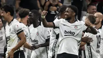 Beşiktaş, Erzurumspor FK'yi 3-0 Mağlup Ederek Liderliğe Yükseldi