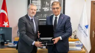 Norveç Büyükelçisi Gaarder, İzmir Büyükşehir Belediye Başkanı Cemil Tugay'ı Ziyaret Etti