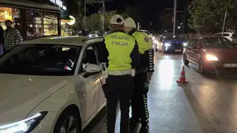 Edirne'de Ehliyet Süresi Dolduğu İçin Aracını Eşine Teslim Etmek Zorunda Kaldı