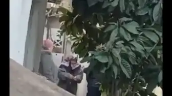 Esenyurt'ta Uyuşturucu Operasyonu: Yaşlı Kadınlar Kuryelik Yaparken Görüntülendi
