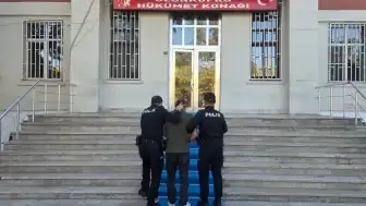 Uzunköprü'de Bıçaklı Kavgada Bir Kişi Hayatını Kaybetti, Bir Kişi Yaralandı: Şüpheli Tutuklandı