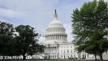 ABD Senatosu, Trump'ın İran'a Yönelik Askeri Harekat Yetkilerini Kısıtlayan Tasarıyı Kabul Etti
