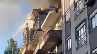 Amasra'da Çatı Yangını: Evdeki Çift İtfaiye Ekiplerince Kurtarıldı