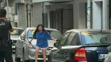 Aydın'da Kılıçlı Kadın Biber Gazıyla Etkisiz Hale Getirildi