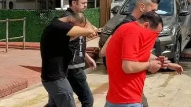 Aydın'da Polisten Kaçan Sürücü Kaza Yaptı: 2 Tutuklama