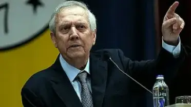 Aziz Yıldırım: 'Fenerbahçe'yi bilen sporculardan oluşan bir futbol aklı kuracağız'