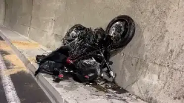 Bursa'da Trafik Kazası: Motosiklet Sürücüsü Hayatını Kaybetti, Oğlu Ağır Yaralandı