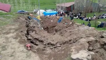 Erzurum'un Tekman İlçesinde Ahır Çöktü: 1 Kişi Hayatını Kaybetti