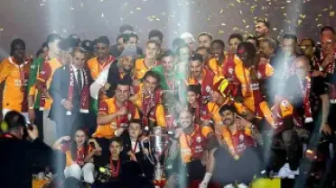 Galatasaray, 26. Şampiyonluğunu Kutluyor: Tarihi Bir Başarı