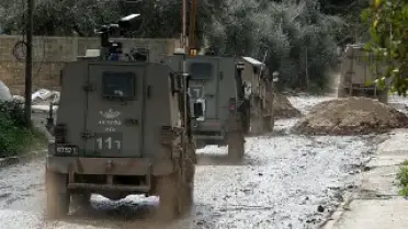 İşgalci İsrail Ordusu Cenin Mülteci Kampı'nda 3 Evi Ateşe Verdi