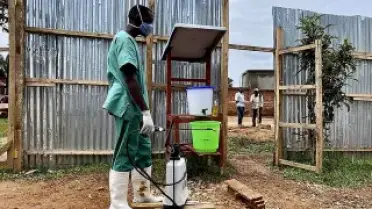 Kongo'da Ebola Salgınında Can Kaybı 131'e Yükseldi