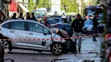 Modena'da Sürücü Yayalara Dalıp 8 Kişiyi Yaraladı, Motivasyon Belirsiz